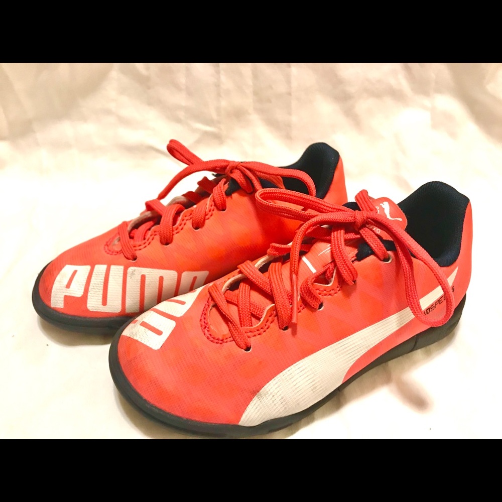 Boy Puma Shoes Size 10
